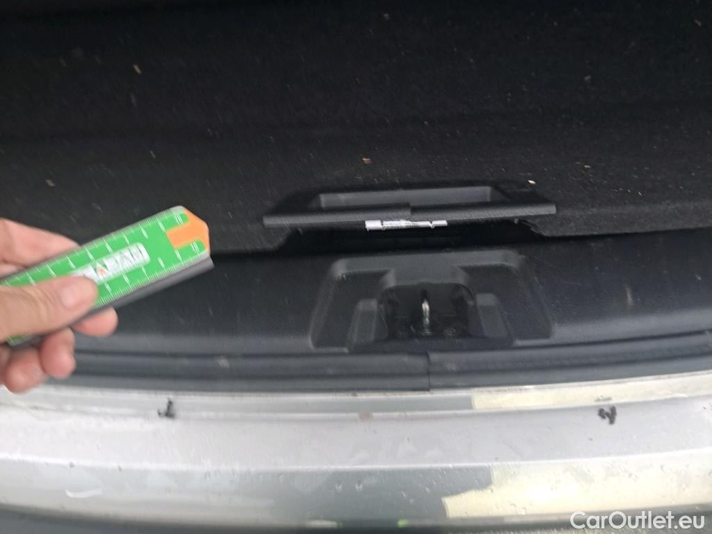  Nissan  Qashqai NISSAN  / 2017 / 5P / todoterreno dCi 96 kW (130 CV) XTRONIC TEKNA+ ProPI. #3