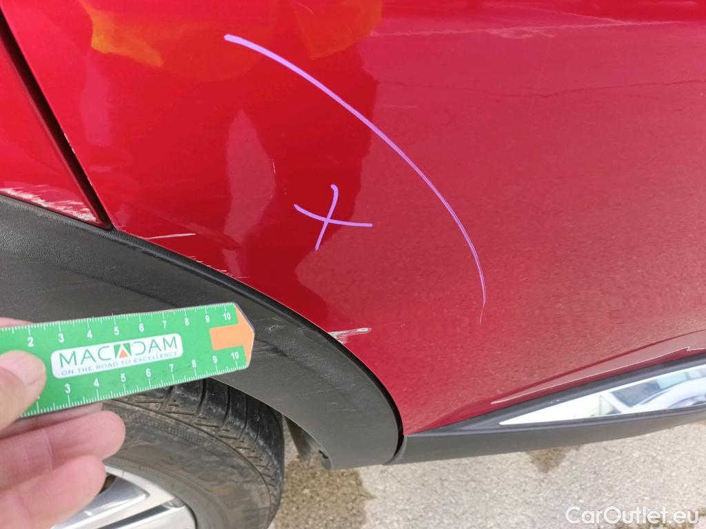  Peugeot  5008 PEUGEOT  / 2020 / 5P / todoterreno 1.5 BlueHDi 96kW S&S Allure Pack EAT8 #12