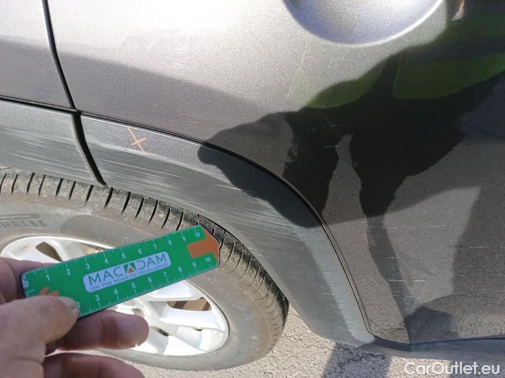  Jeep  Patriot JEEP Renegade / 2014 / 5P / todoterreno Limited 1.0G 120MT6 88kW (120CV) 4x2 #26