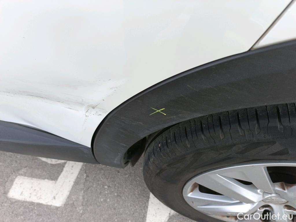  Peugeot  3008 PEUGEOT  / 2020 / 5P / todoterreno 1.5 BlueHDi 96kW (130CV) S&S Active Pack (AC4) #32