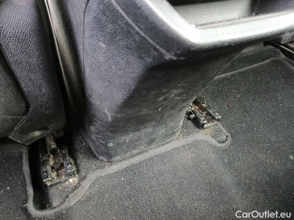  Peugeot  3008 PEUGEOT  / 2020 / 5P / todoterreno 1.5 BlueHDi 96kW (130CV) S&S Active Pack (AC4) #8