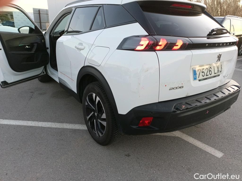  Peugeot  2008 PEUGEOT  / 2019 / 5P / todoterreno Allure BlueHDI 81kW (110CV) #6