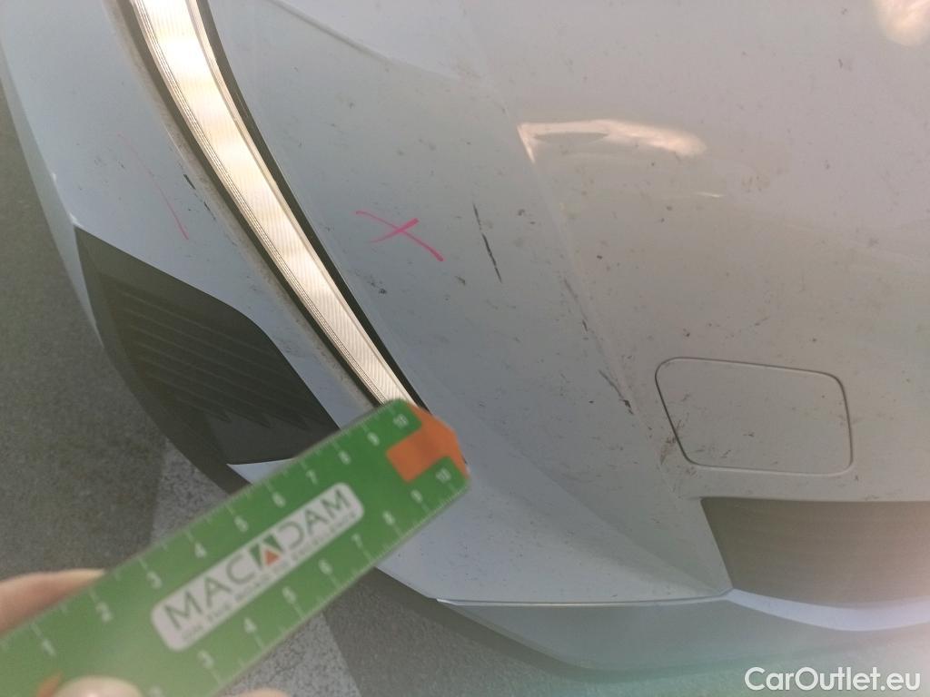  Peugeot  2008 PEUGEOT  / 2019 / 5P / todoterreno Allure BlueHDI 81kW (110CV) #20