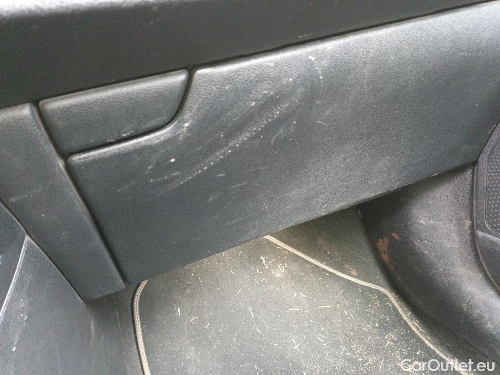  KIA  Niro KIA  / 2019 / 5P / crossover 1.6 GDi PHEV 104kW (141CV) Drive #14