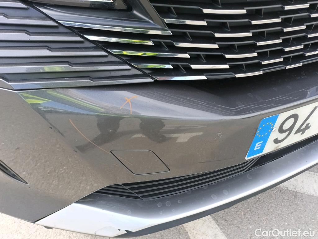  Peugeot  3008 PEUGEOT  Hybrid / 2020 / 5P / todoterreno 225 e-EAT8 Allure (AC2) #33