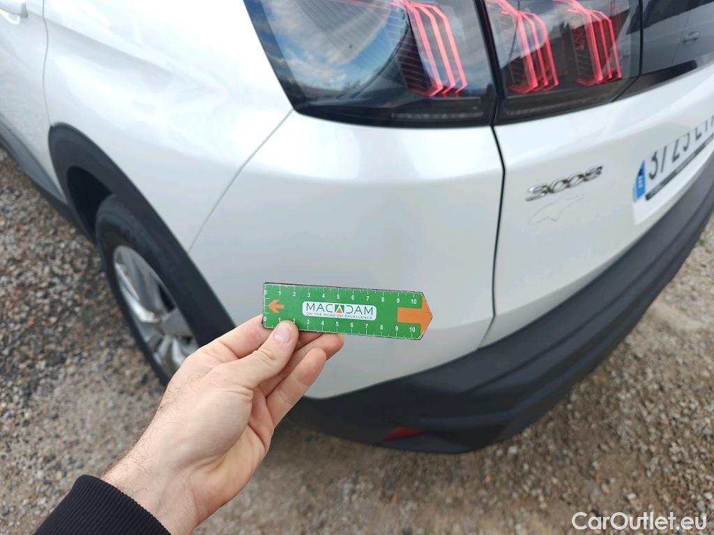  Peugeot  3008 PEUGEOT  / 2020 / 5P / todoterreno 1.5 BlueHDi 96kW (130CV) S&S Active Pack (AC4) #39