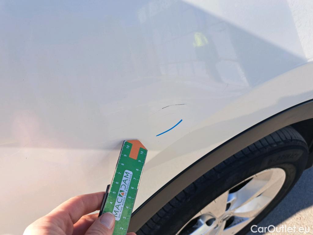  Nissan  Qashqai NISSAN  5p 2G berlina con portón dCi 81 kW (110 CV) ACENTA #19