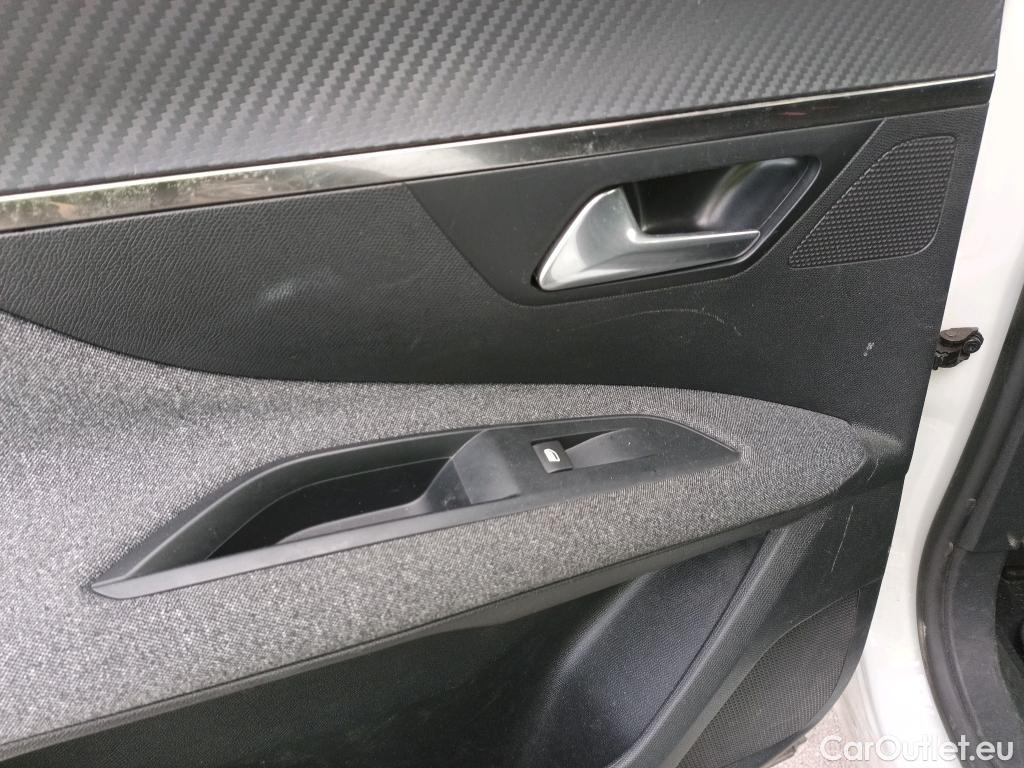  Peugeot  3008 PEUGEOT  / 2020 / 5P / todoterreno 1.5 BlueHDi 96kW (130CV) S&S Active Pack (AC4) #14