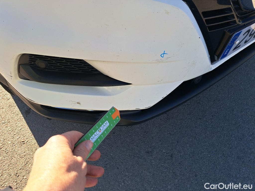  Nissan  Qashqai NISSAN  5p 2G berlina con portón dCi 81 kW (110 CV) ACENTA #22