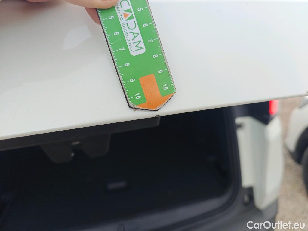  Peugeot  3008 PEUGEOT  / 2020 / 5P / todoterreno 1.5 BlueHDi 96kW (130CV) S&S Active Pack (AC4) #3