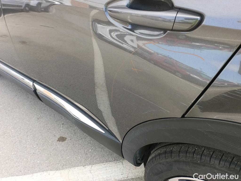  Peugeot  3008 PEUGEOT  Hybrid / 2020 / 5P / todoterreno 225 e-EAT8 Allure (AC2) #25