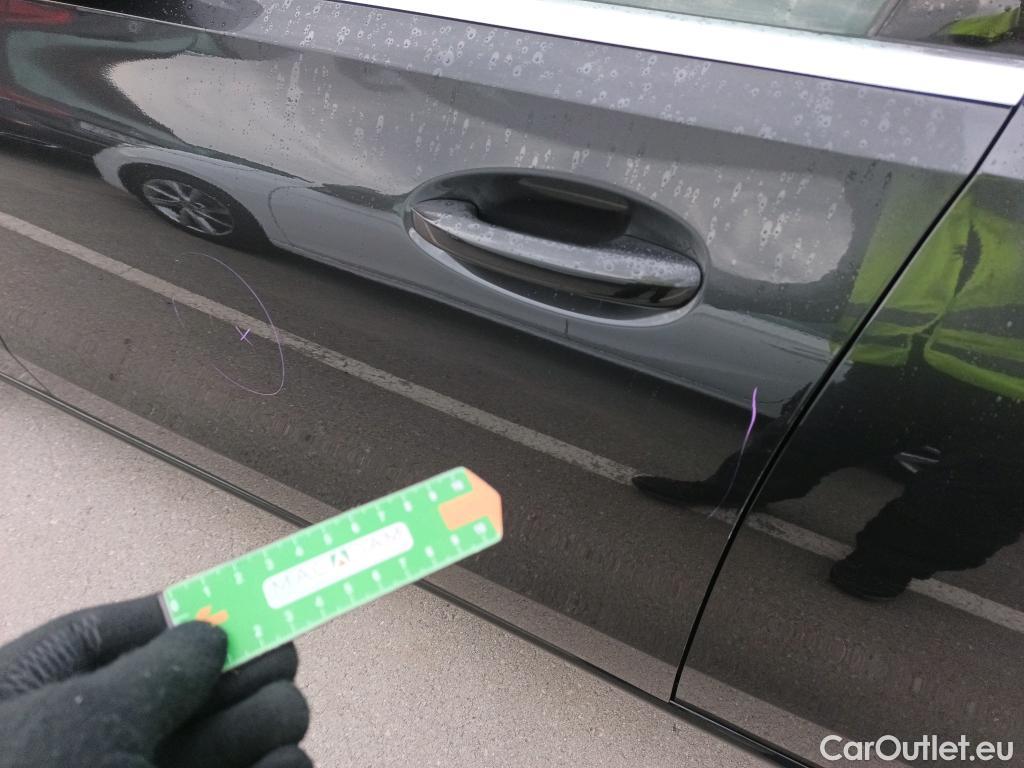  Mercedes  C-Klasse MERCEDES-BENZ Clase C / 2021 / 4P / sedán C 220 d #1