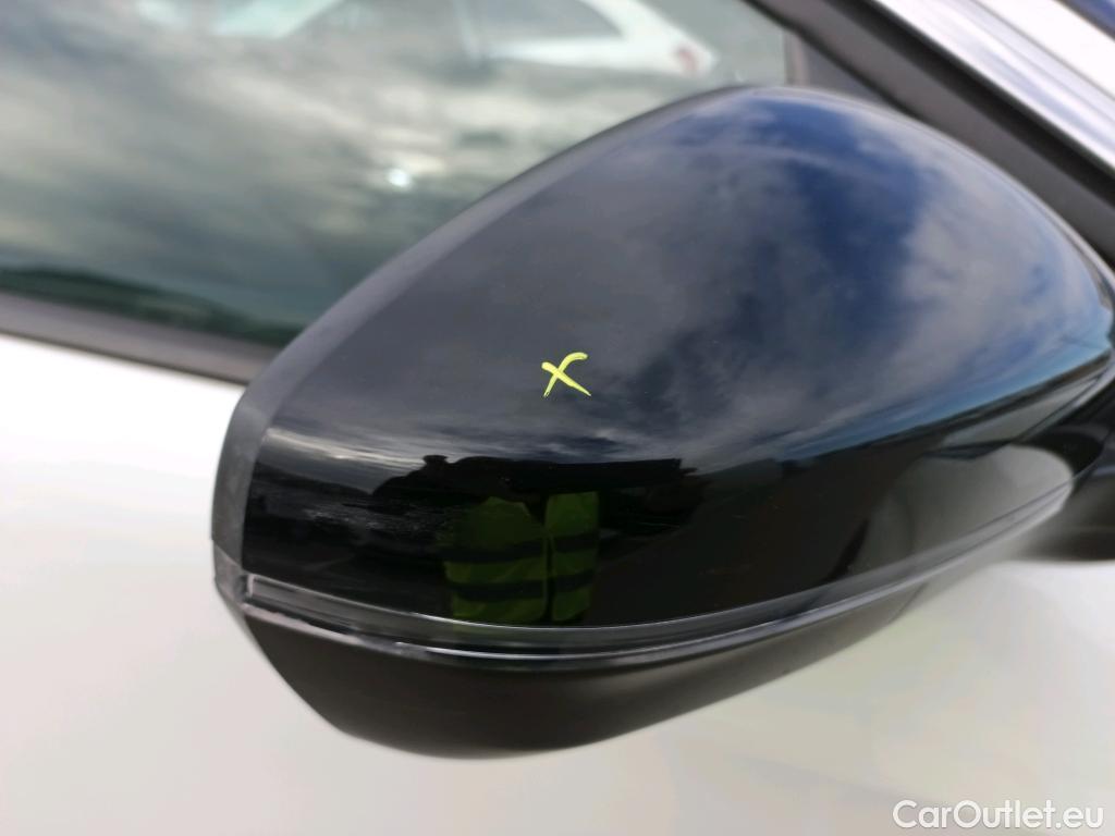  Peugeot  3008 PEUGEOT  / 2020 / 5P / todoterreno 1.5 BlueHDi 96kW (130CV) S&S Active Pack (AC4) #30