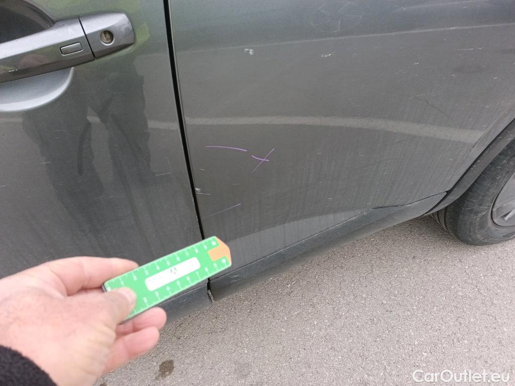  Nissan  Qashqai NISSAN  / 2021 / 5P / todoterreno DIG-T 116kW (158CV) mHEV Xtronic Acenta (AC) #5