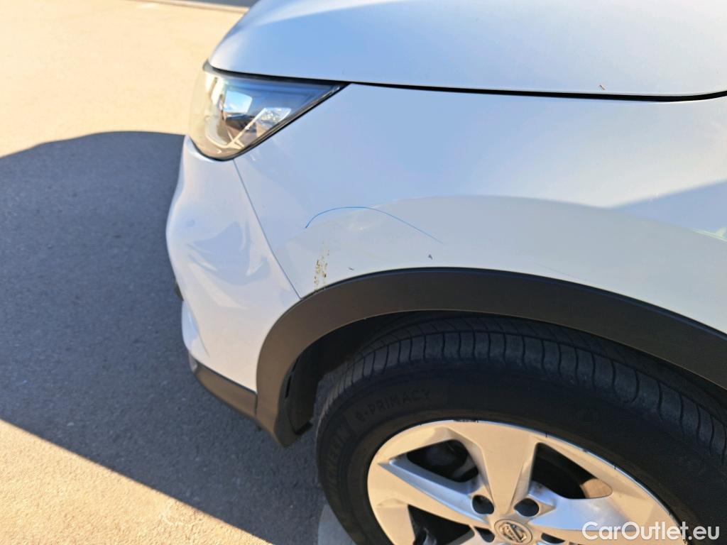  Nissan  Qashqai NISSAN  5p 2G berlina con portón dCi 81 kW (110 CV) ACENTA #16