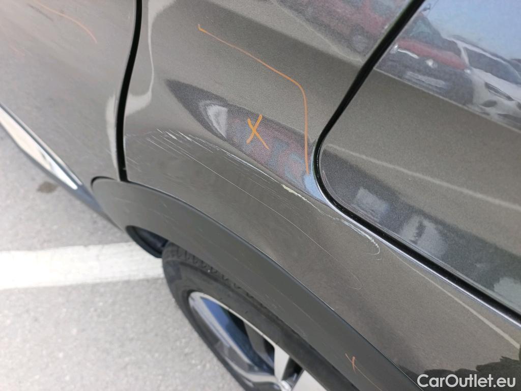  Peugeot  3008 PEUGEOT  Hybrid / 2020 / 5P / todoterreno 225 e-EAT8 Allure (AC2) #9