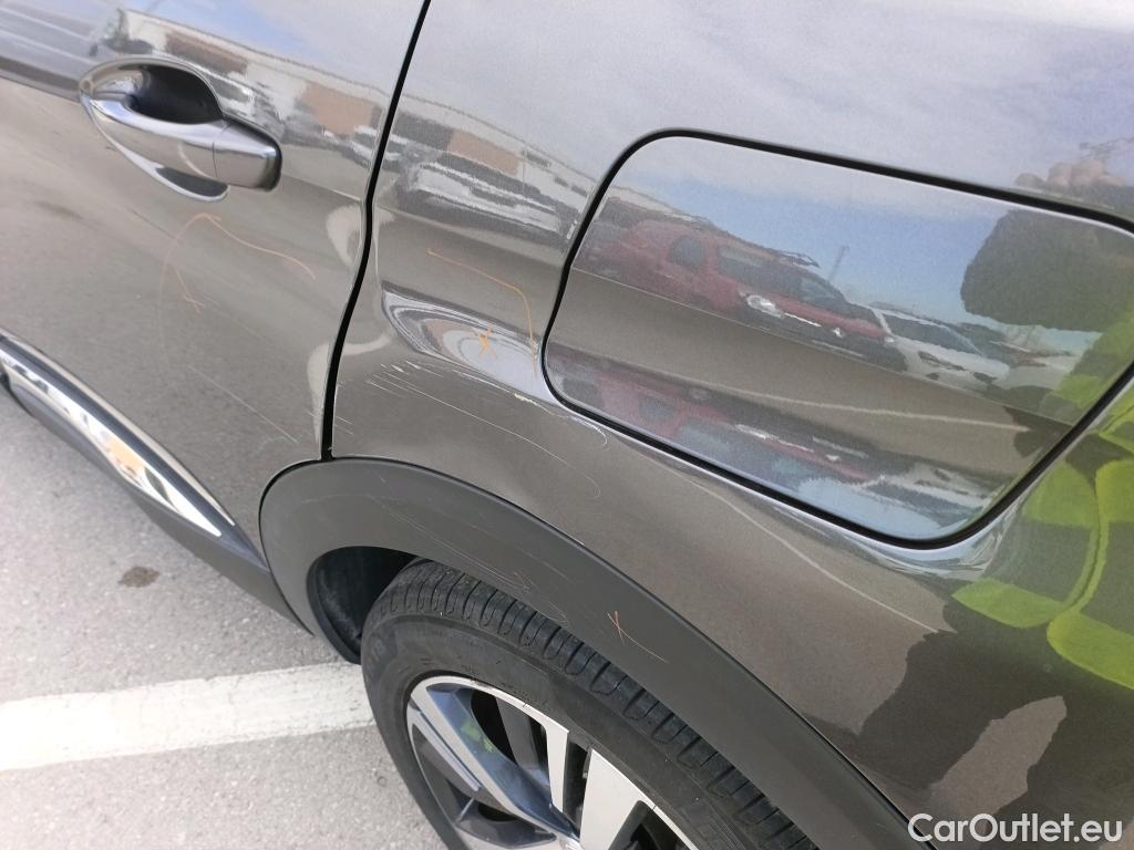  Peugeot  3008 PEUGEOT  Hybrid / 2020 / 5P / todoterreno 225 e-EAT8 Allure (AC2) #7