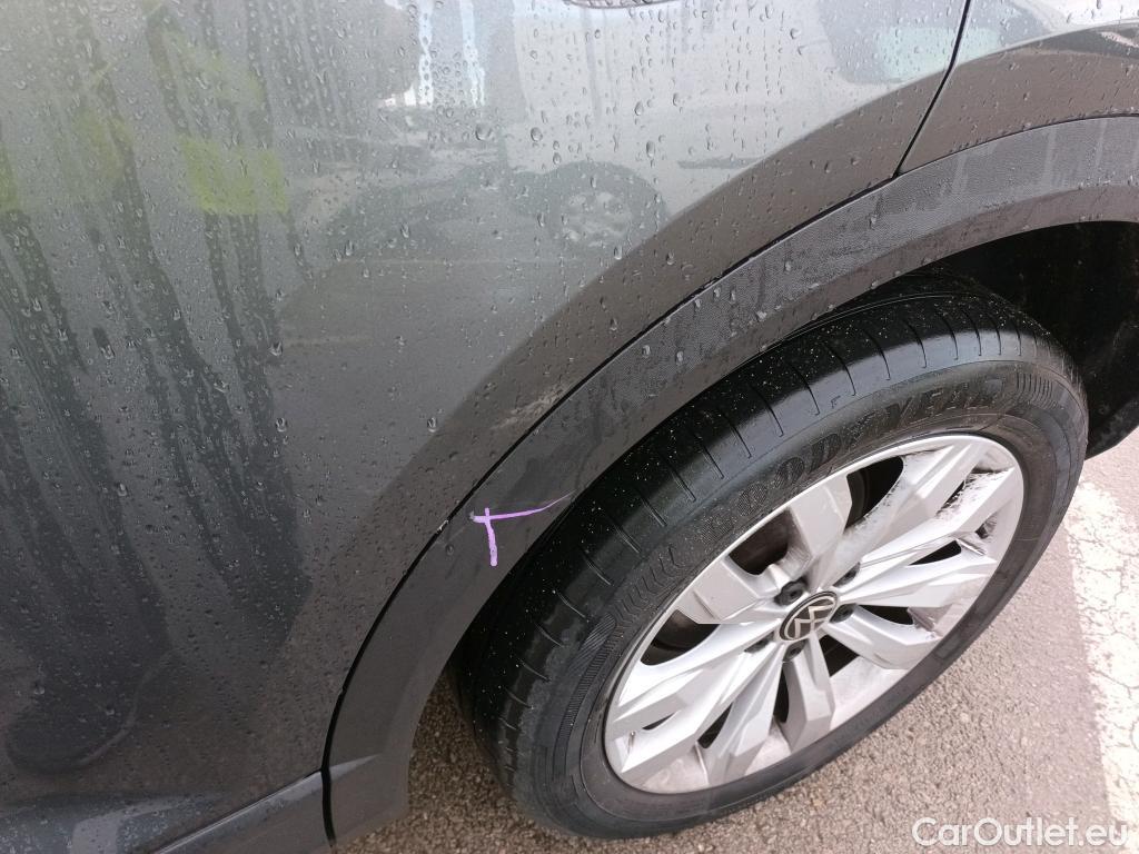  Volkswagen  T-ROC VOLKSWAGEN  / 2017 / 5P / todoterreno Advance 2.0 TDI 110kW (150CV) DSG #9