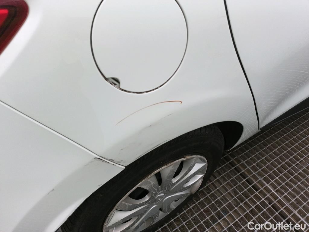  Renault  Clio RENAULT  / 2016 / 5P / berlina con portón Business dCi 66kW (90CV) -18 (AC) #17