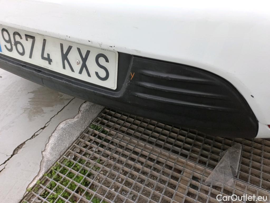  Renault  Clio RENAULT  / 2016 / 5P / berlina con portón Business dCi 66kW (90CV) -18 (AC) #11