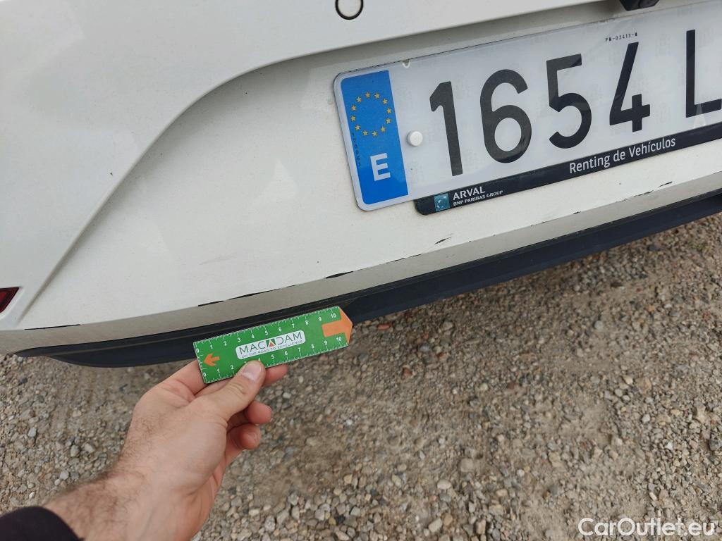  Land Rover  Discovery SEAT Nuevo León / 2020 / 5P / berlina con portón 2.0 TDI 85kW S&S Style Go (AC3) #49