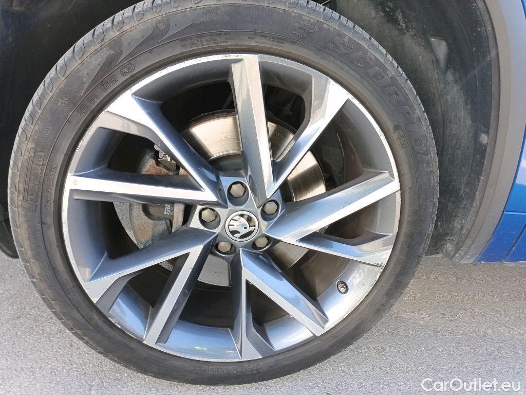  Skoda  Kodiaq SKODA  / 2016 / 5P / todoterreno 2.0 TDI 110KW (150cv) DSG 4x2 Sportline #9