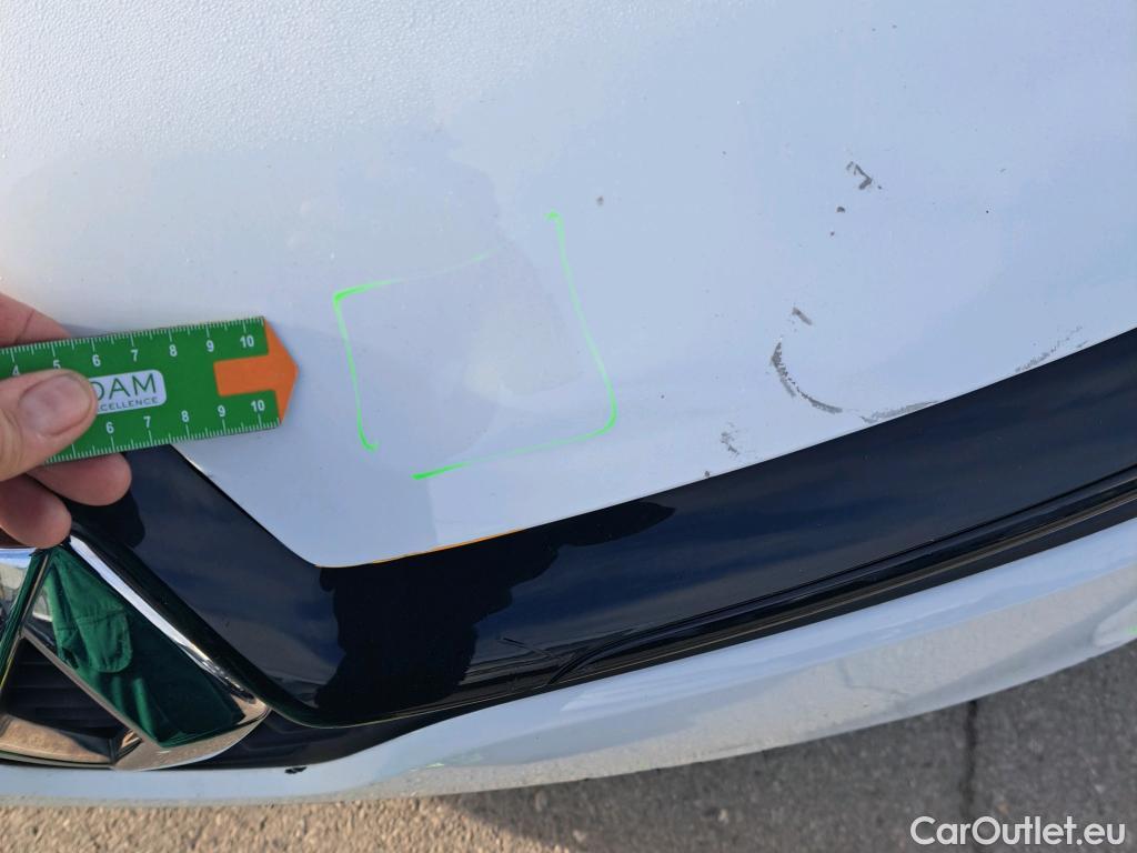  Renault  Clio RENAULT  / 2016 / 5P / berlina con portón Business TCe 66kW (90CV) GLP -18 #14