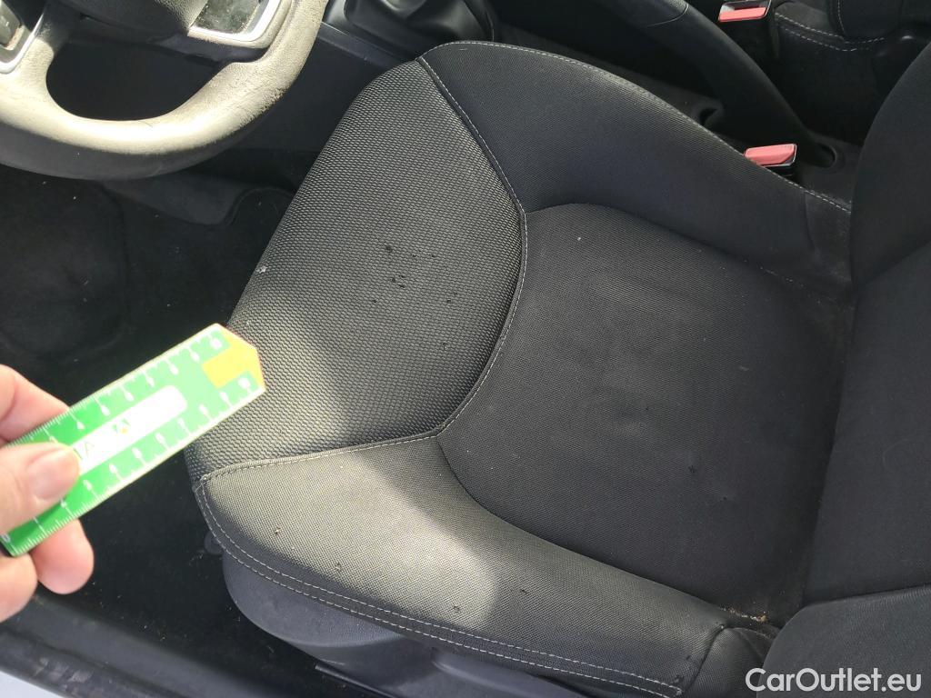  Renault  Clio RENAULT  / 2016 / 5P / berlina con portón Business TCe 66kW (90CV) GLP -18 #8