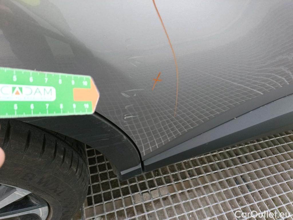  Toyota  C-HR TOYOTA  / 2016 / 5P / todoterreno 1.8 125H Advance (CX) #8