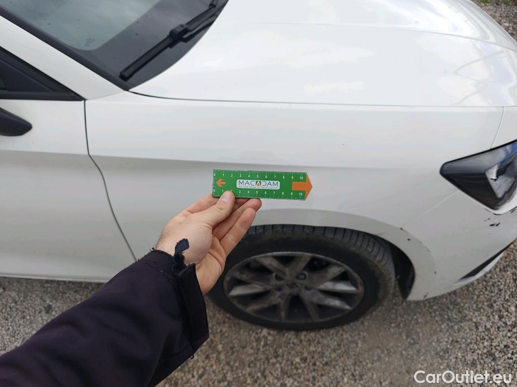  Land Rover  Discovery SEAT Nuevo León / 2020 / 5P / berlina con portón 2.0 TDI 85kW S&S Style Go (AC3) #16