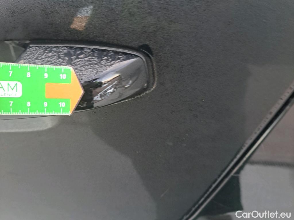  Volvo  XC 40 VOLVO XC40 / 2017 / 5P / todoterreno 2.0 D3 Momentum Pro #40