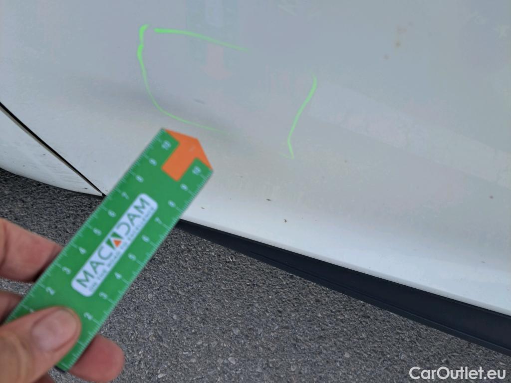  Renault  Clio RENAULT  / 2016 / 5P / berlina con portón Business TCe 66kW (90CV) GLP -18 #19