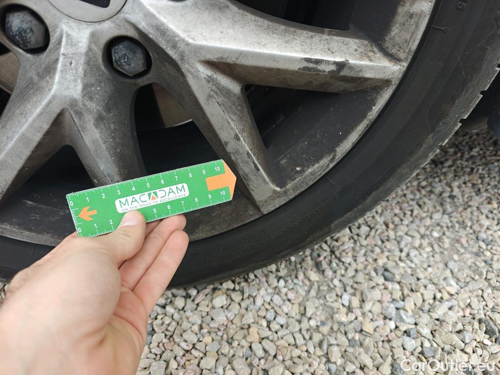  Land Rover  Discovery SEAT Nuevo León / 2020 / 5P / berlina con portón 2.0 TDI 85kW S&S Style Go (AC3) #31