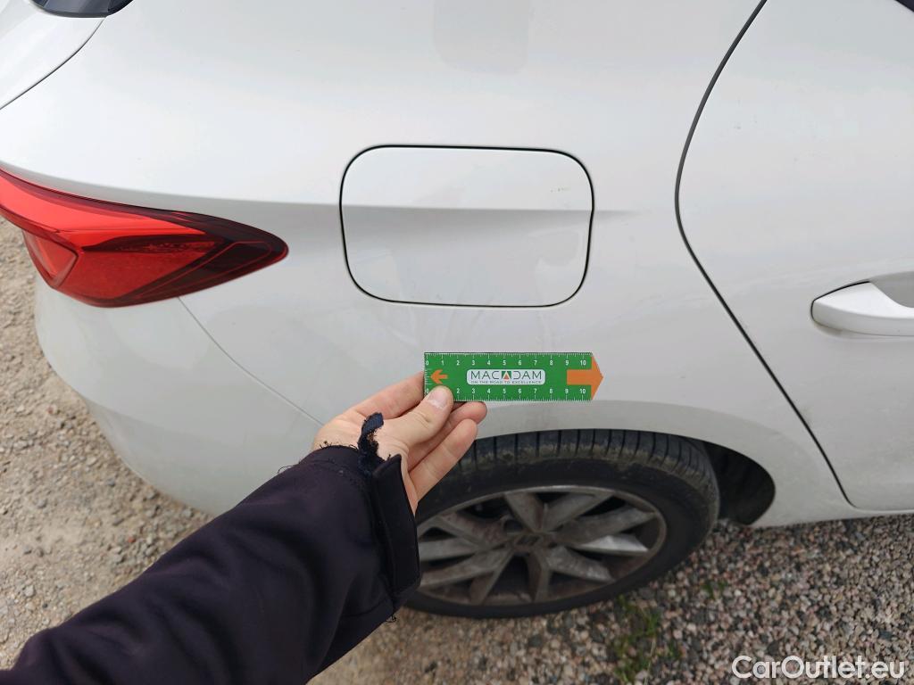  Land Rover  Discovery SEAT Nuevo León / 2020 / 5P / berlina con portón 2.0 TDI 85kW S&S Style Go (AC3) #18