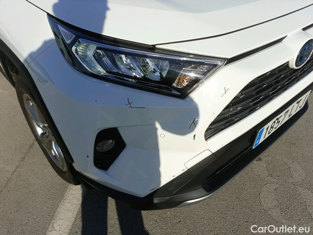  Toyota  RAV4 TOYOTA  / 2018 / 5P / todoterreno 2.5l 220H Advance 4WD #7