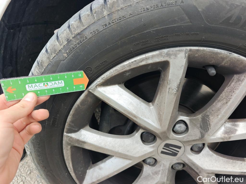  Land Rover  Discovery SEAT Nuevo León / 2020 / 5P / berlina con portón 2.0 TDI 85kW S&S Style Go (AC3) #29