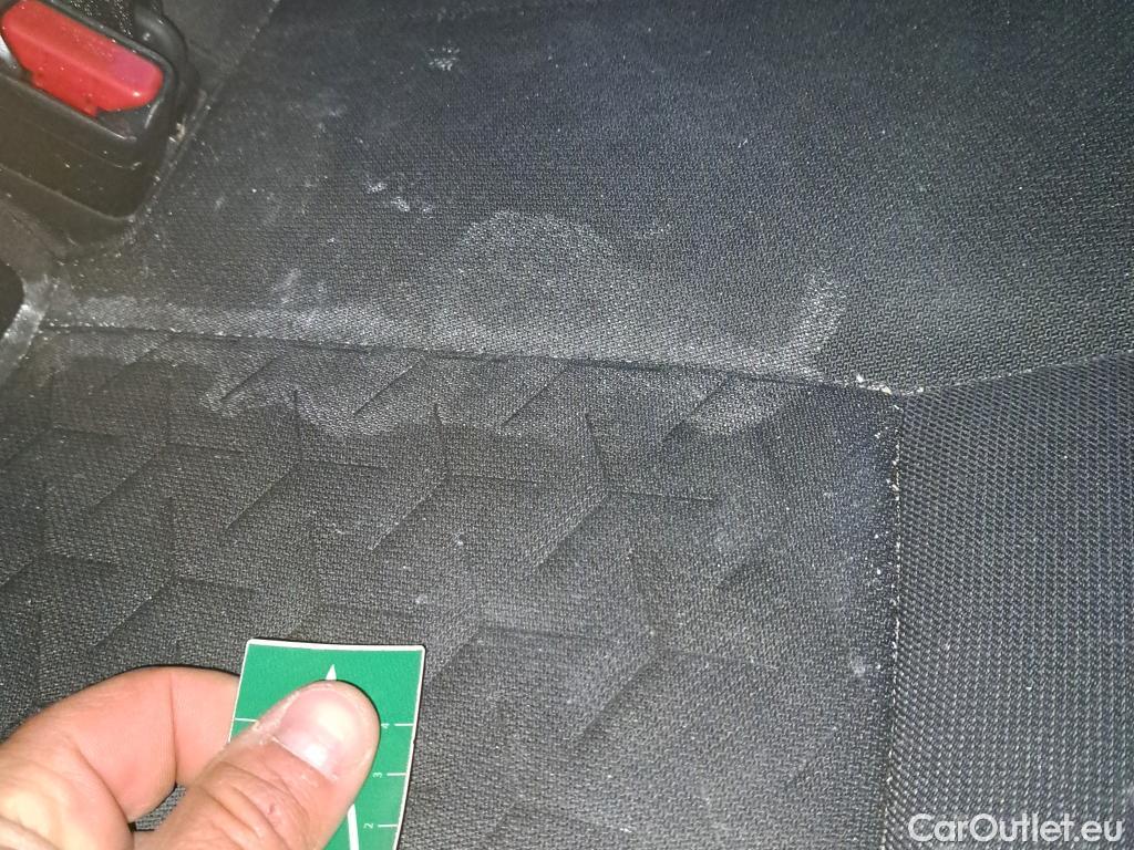  Toyota  Corolla TOYOTA  / 2019 / 5P / familiar 1.8 125H ACTIVE TECH E-CVT TOU SPORT #25