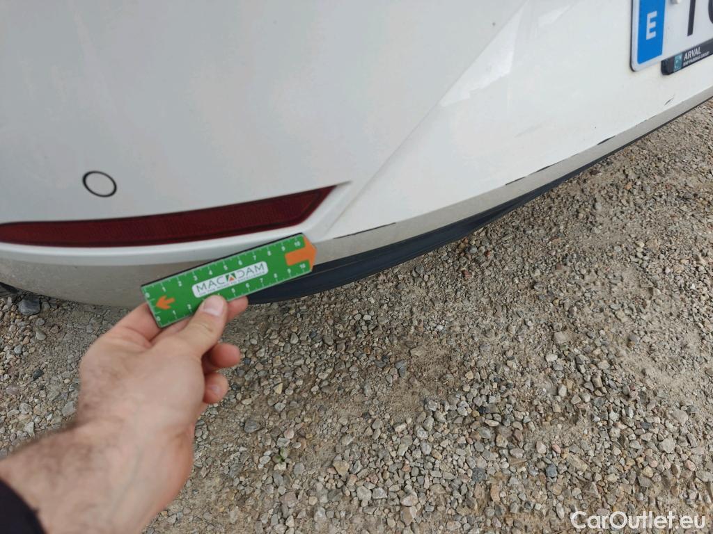  Land Rover  Discovery SEAT Nuevo León / 2020 / 5P / berlina con portón 2.0 TDI 85kW S&S Style Go (AC3) #50