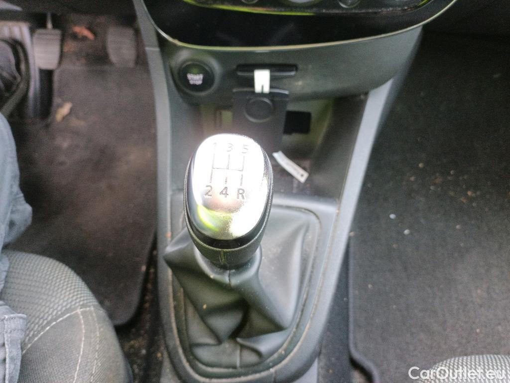  Renault  Clio RENAULT  / 2016 / 5P / berlina con portón Business dCi 66kW (90CV) -18 (AC) #3