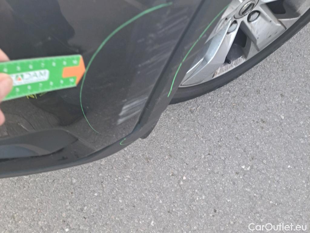  Volvo  XC 40 VOLVO XC40 / 2017 / 5P / todoterreno 2.0 D3 Momentum Pro #21