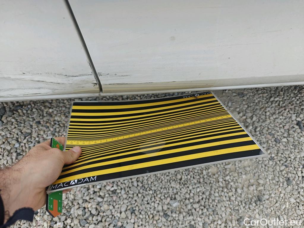  Land Rover  Discovery SEAT Nuevo León / 2020 / 5P / berlina con portón 2.0 TDI 85kW S&S Style Go (AC3) #11