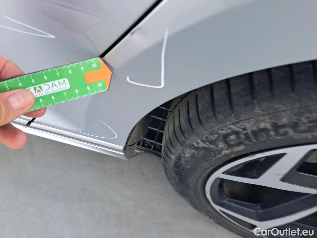  Volkswagen  Passat VOLKSWAGEN  / 2019 / 5P / familiar Variant R-Line 2.0 TDI 140kW (190CV) DSG #15