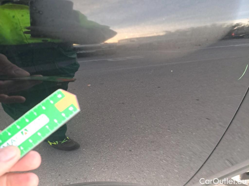  Volvo  XC 40 VOLVO XC40 / 2017 / 5P / todoterreno 2.0 D3 Momentum Pro #27