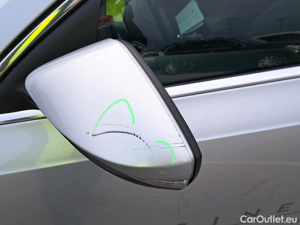  Skoda  Octavia SKODA  / 2016 / 5P / familiar Combi 1.6 TDI CR 85KW (115CV) Ambition #25