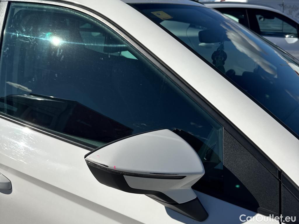  Seat  Arona SEAT  / 2017 / 5P / todoterreno 1.0 TSI 70kW (95CV) Style Edition Eco (CX) #33