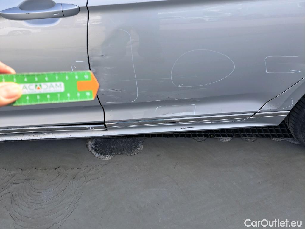  Volkswagen  Passat VOLKSWAGEN  / 2019 / 5P / familiar Variant R-Line 2.0 TDI 140kW (190CV) DSG #78