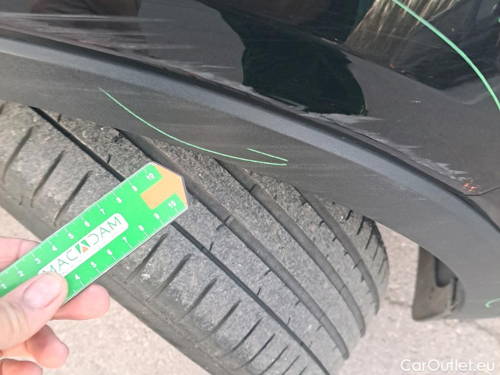  Volvo  XC 40 VOLVO XC40 / 2017 / 5P / todoterreno 2.0 D3 Momentum Pro #36