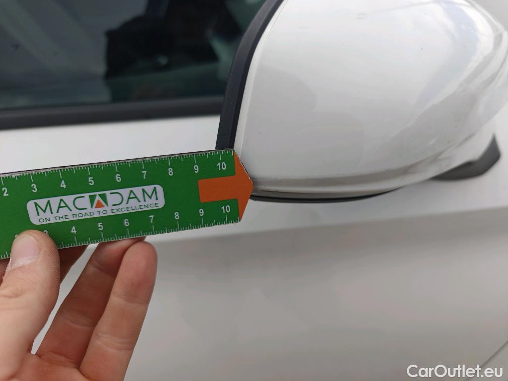  Land Rover  Discovery SEAT Nuevo León / 2020 / 5P / berlina con portón 2.0 TDI 85kW S&S Style Go (AC3) #65