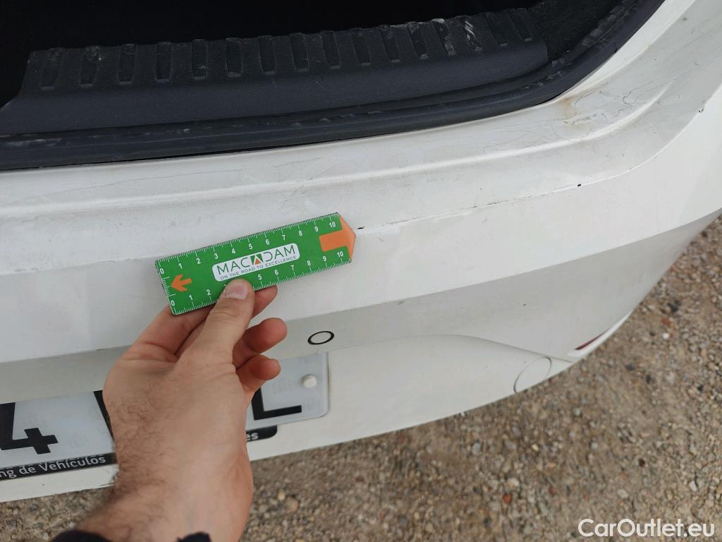  Land Rover  Discovery SEAT Nuevo León / 2020 / 5P / berlina con portón 2.0 TDI 85kW S&S Style Go (AC3) #45