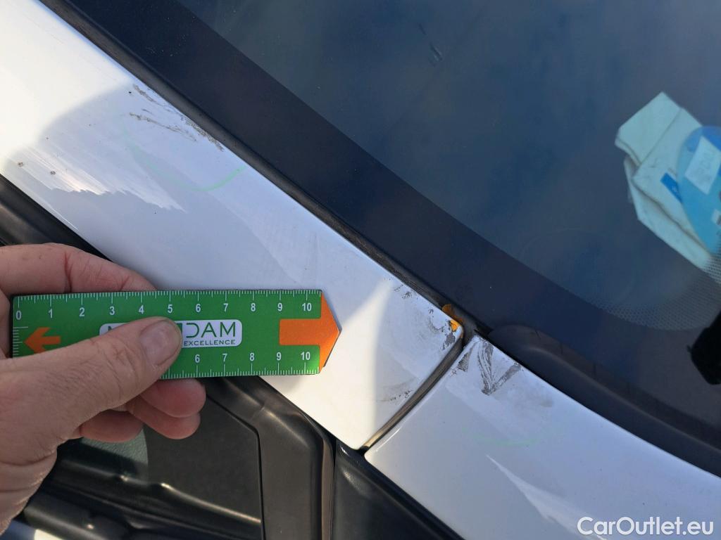  Renault  Clio RENAULT  / 2016 / 5P / berlina con portón Business TCe 66kW (90CV) GLP -18 #64